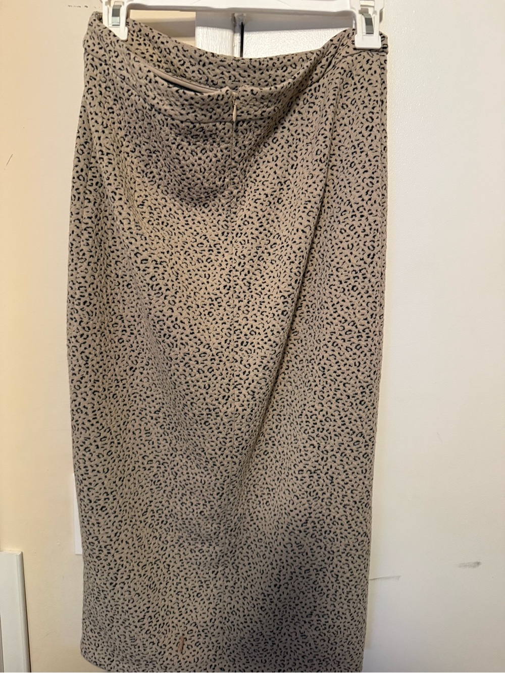 Banana Republic Taupe Leopard Pencil Skirt